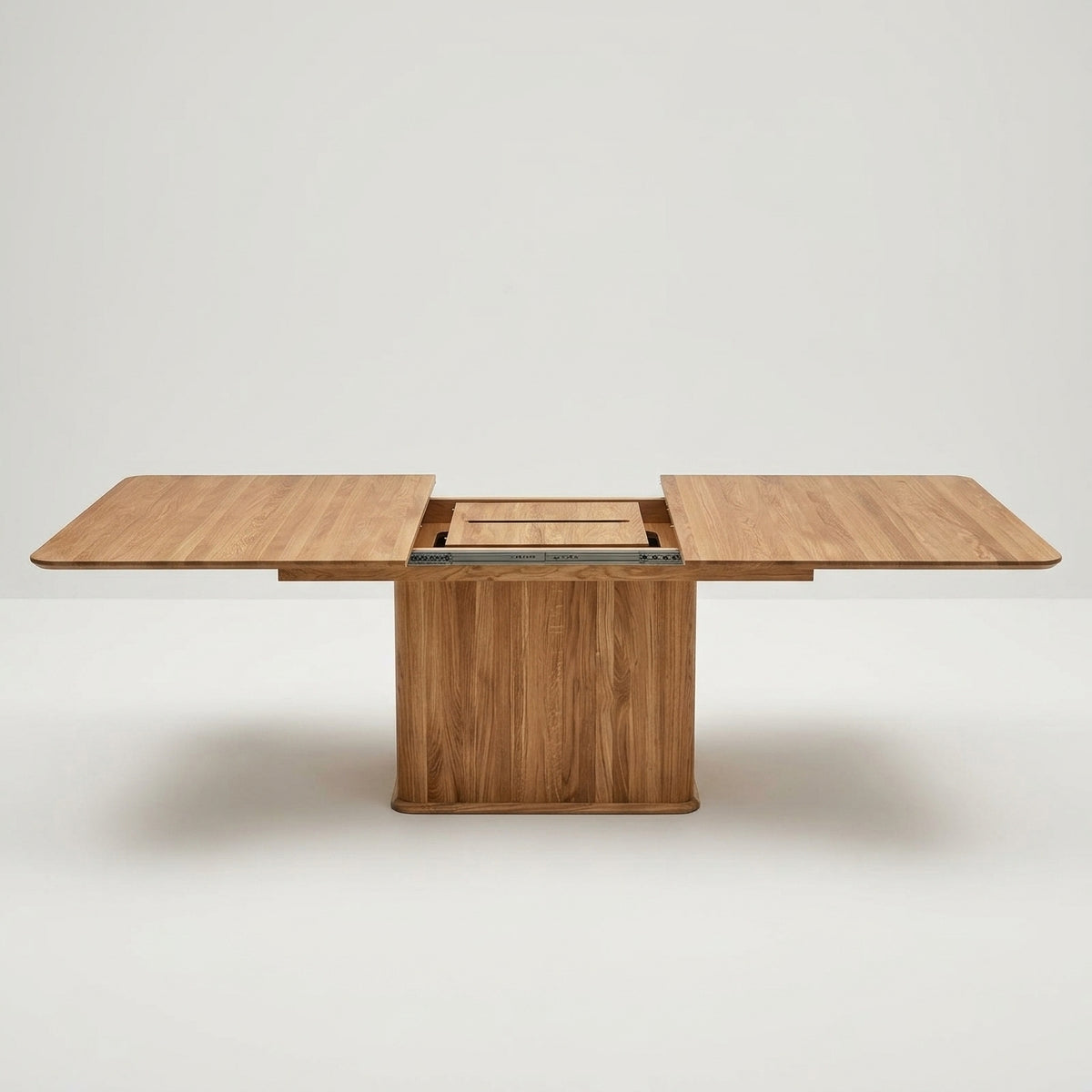 Cwellyn Extendable Dining Table