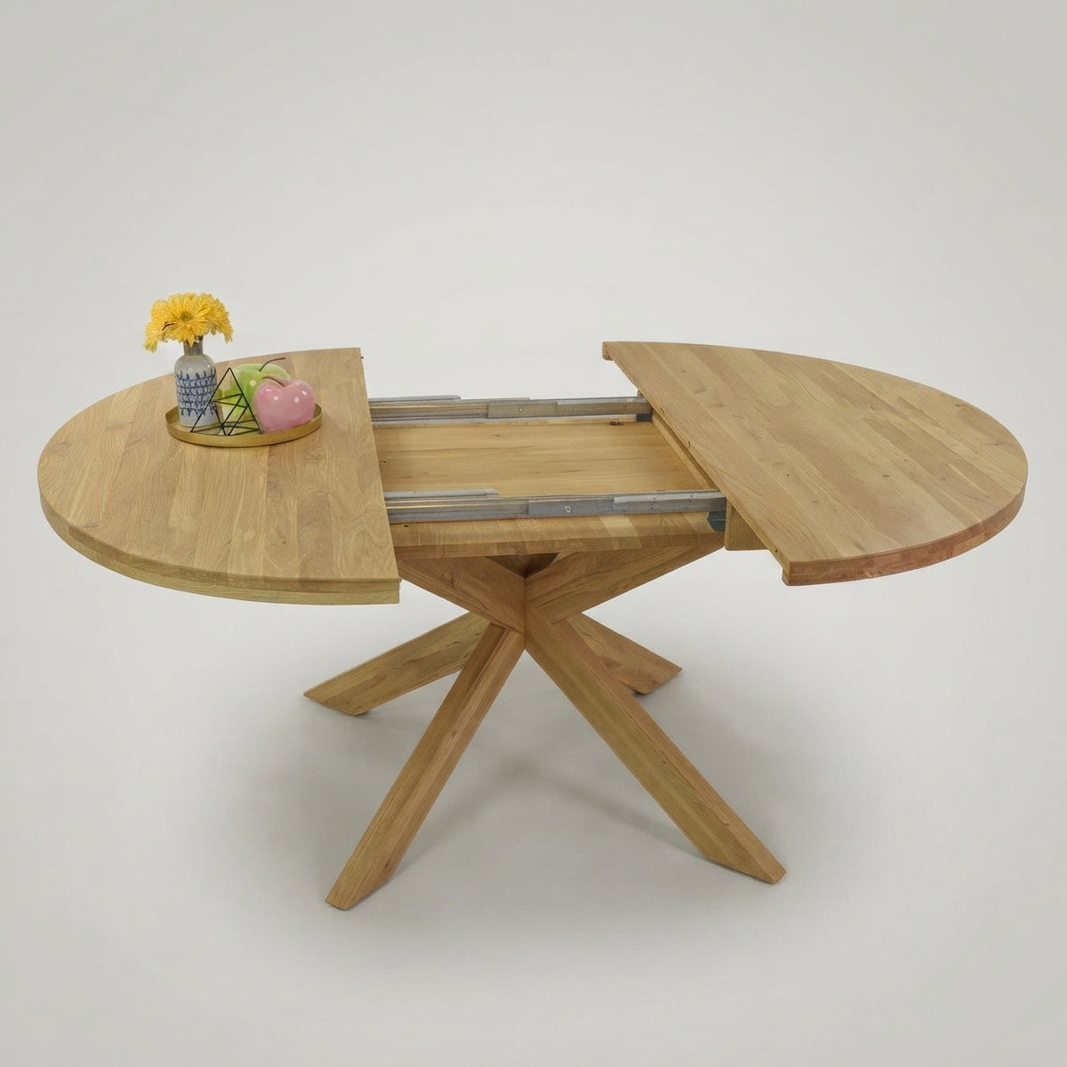 Laukaa Round Extendable Dining Table