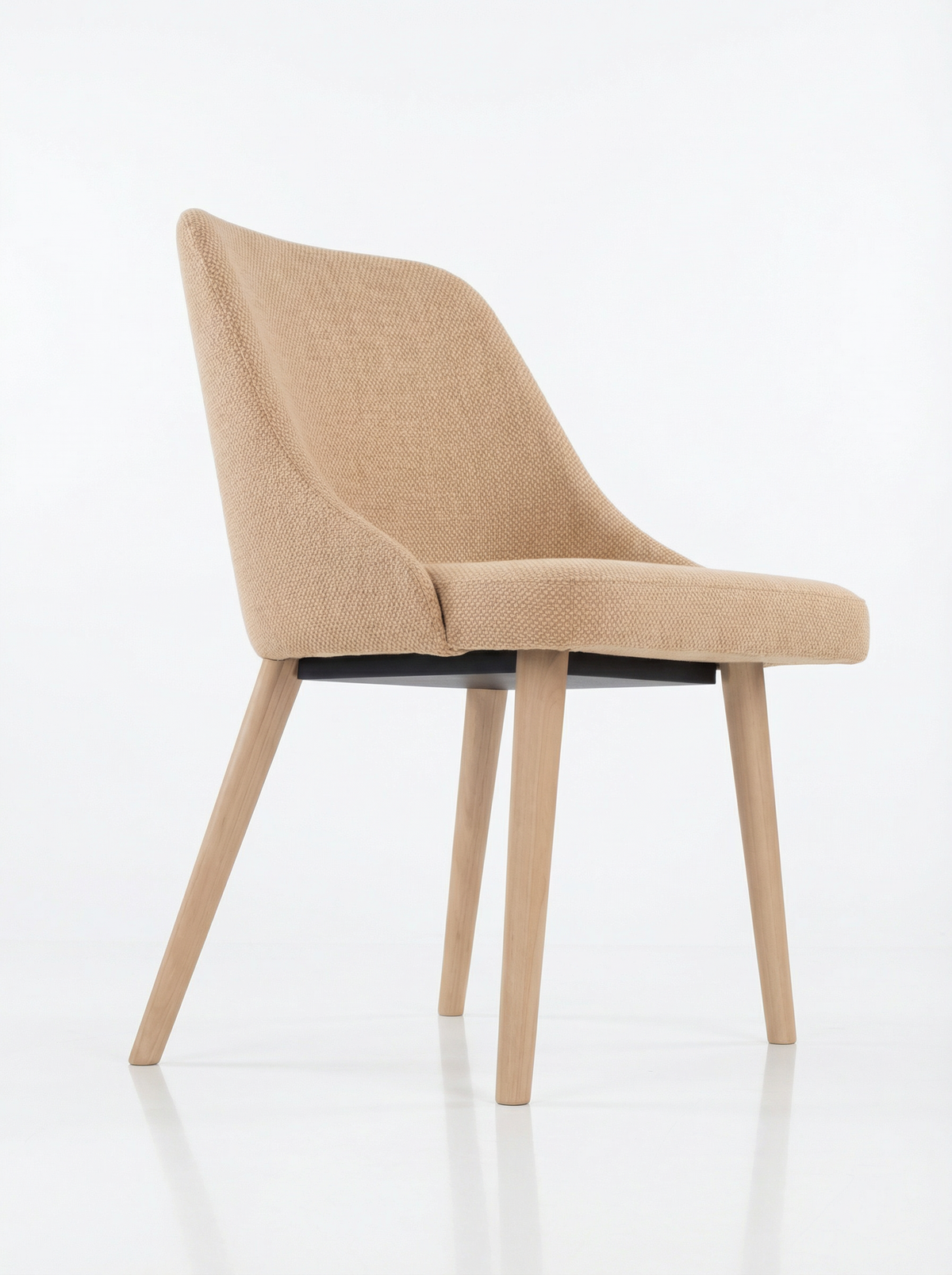 Marty Lounge chair